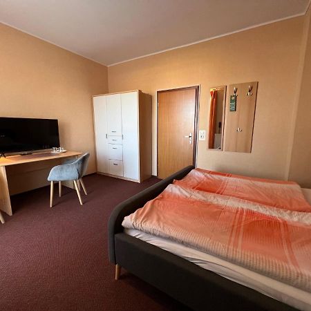 Hotelpension Am Thermalbad 바트넨도르프 외부 사진