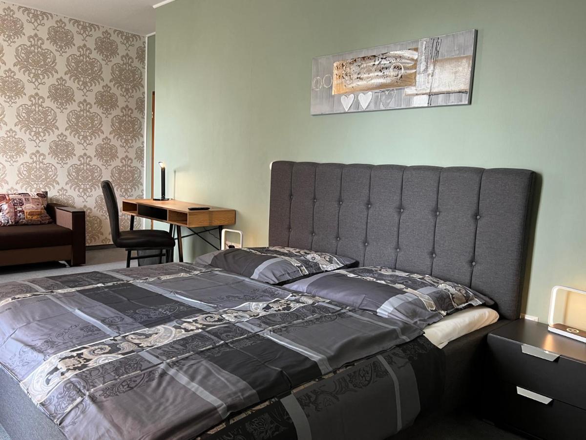 Hotelpension Am Thermalbad 바트넨도르프 외부 사진