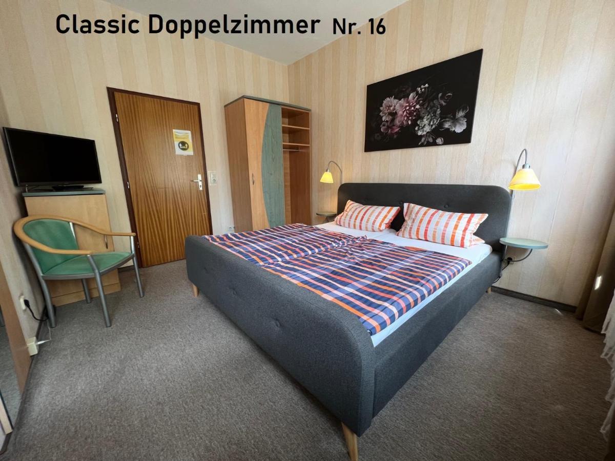 Hotelpension Am Thermalbad 바트넨도르프 외부 사진