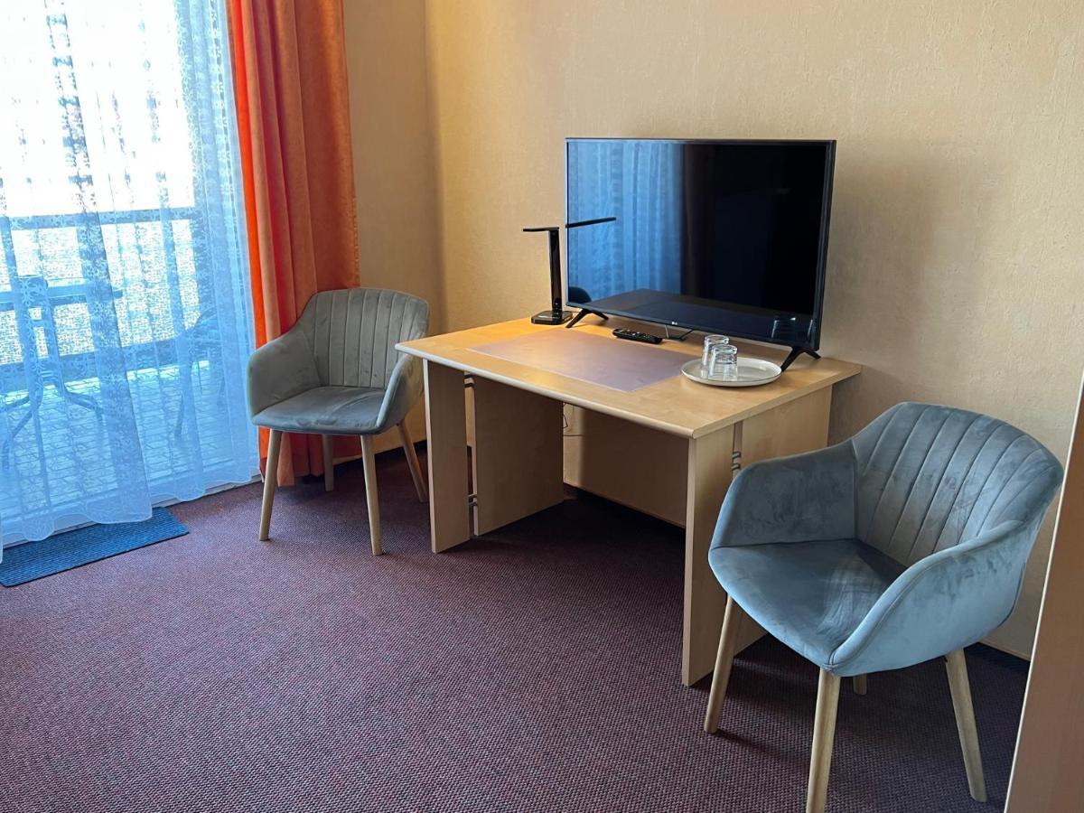 Hotelpension Am Thermalbad 바트넨도르프 외부 사진
