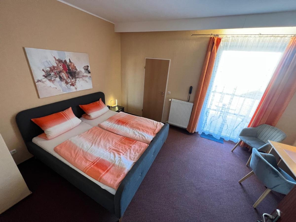 Hotelpension Am Thermalbad 바트넨도르프 외부 사진